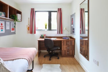 1 bed flat, Western Way, City Centre, Exeter, EX12ZT - Image 7